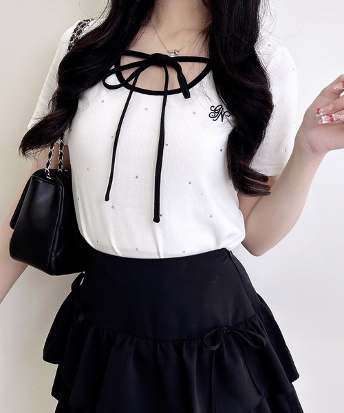 INGNI(イング)の「配色パイピングリボンラインストーン飛ばしリブトップス(Tシャツ/カットソー・レディース・ピンク系7/ブラック×ホワイト/ホワイト×ブラック・M)」の16枚目の写真