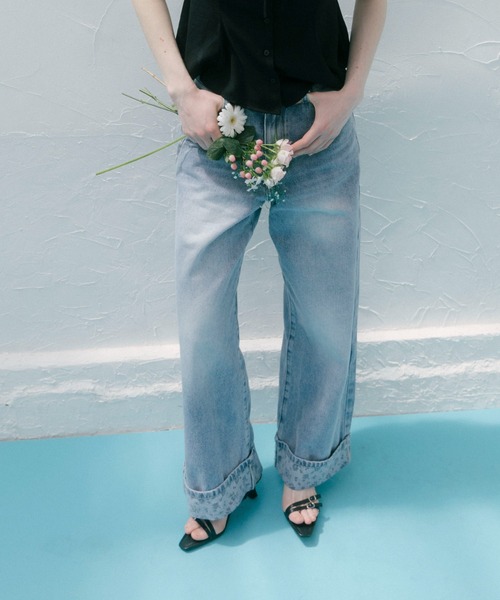 archives(アルシーヴ)の「花柄プリントロールアップデニム(デニムパンツ・レディース・ロイヤルブルー/ブルー・SMALL/MEDIUM)」の22枚目の写真