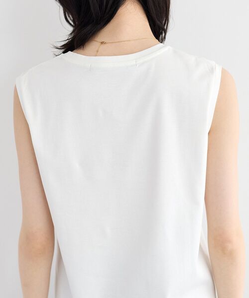 YECCA VECCA(イェッカヴェッカ)の「コットンスムースノースリーブトップス(Tシャツ/カットソー・レディース・ベージュ/ブラック/オフホワイト・FREE)」の11枚目の写真