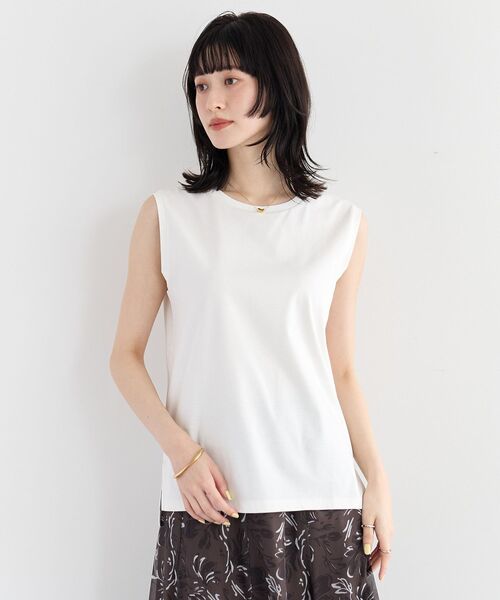 YECCA VECCA(イェッカヴェッカ)の「コットンスムースノースリーブトップス(Tシャツ/カットソー・レディース・ベージュ/ブラック/オフホワイト・FREE)」の4枚目の写真