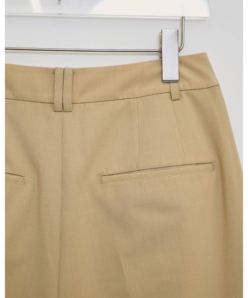 TODAYFUL（トゥデイフル）の「Dry Touch Tuck Trousers 12610705（その他パンツ・メンズ・ブラック/ベージュ・36/38）」の4枚目の写真