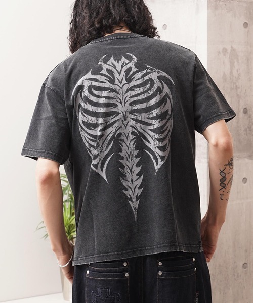 1111clothing(ワンフォークロージング)の「硫化天竺 ボーンモチーフ 半袖 Tシャツ / Sulfur-dyed cotton T-shirt with bone motif and short sleeves(Tシャツ/カットソー・メンズ・グレー/ネイビー/ブラック・M/L/XL)」の20枚目の写真