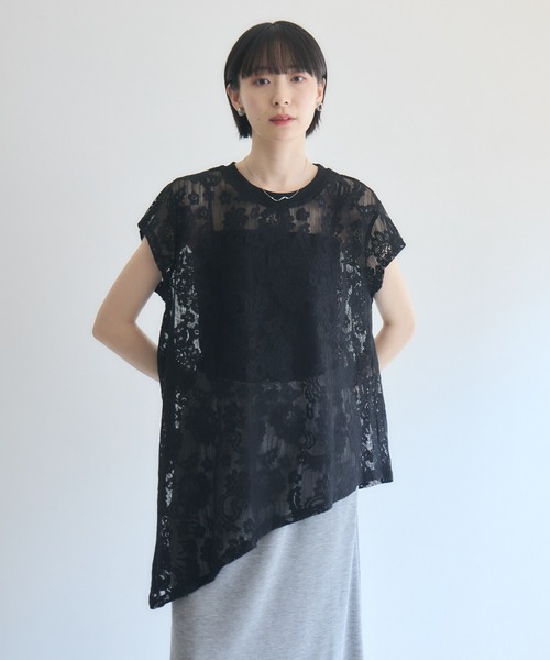 Paradise Picnic（パラダイスピクニック）の「透かしレースアシメTシャツ（Tシャツ/カットソー・レディース・ホワイト/ブラック・FREE）」の2枚目の写真