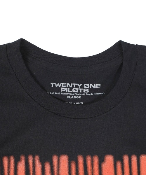 INNOCENT(イノセント)の「【GMerch/ジーマーチ】Twenty One Pilots START FRESH NEXT SEMESTER T-SHIRTS TS24TOP028A(Tシャツ/カットソー・メンズ・ブラック・XX-LARGE/X-LARGE/LARGE)」の4枚目の写真