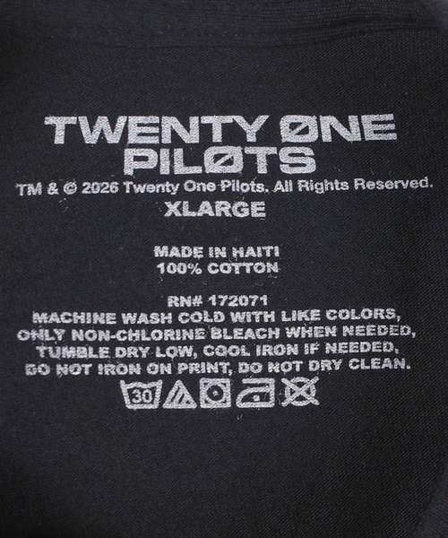 INNOCENT(イノセント)の「【GMerch/ジーマーチ】Twenty One Pilots START FRESH NEXT SEMESTER T-SHIRTS TS24TOP028A(Tシャツ/カットソー・メンズ・ブラック・XX-LARGE/X-LARGE/LARGE)」の6枚目の写真