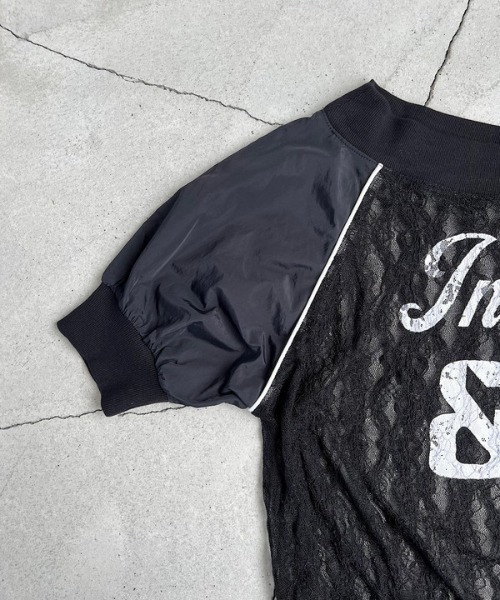 ROGER AND RAW(ロジャーアンドロウ)の「レースドッキングロゴオフショルトップス(Tシャツ/カットソー・レディース・ホワイト/ブラック・FREE)」の14枚目の写真