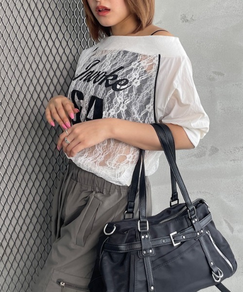 ROGER AND RAW(ロジャーアンドロウ)の「レースドッキングロゴオフショルトップス(Tシャツ/カットソー・レディース・ホワイト/ブラック・FREE)」の10枚目の写真