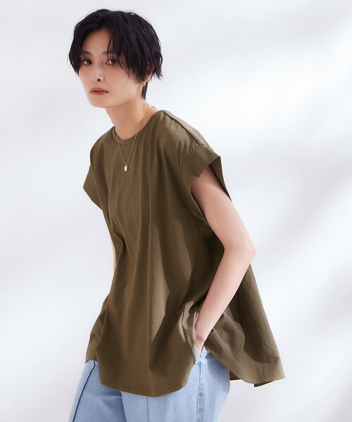 OPAQUE.CLIP(オペークドットクリップ)の「【接触冷感】バックフレアドッキングカットソー《洗濯機OK》(Tシャツ/カットソー・レディース・ホワイト/ブラック/ブルー系その他/ブラウン系・42/40/38)」の11枚目の写真