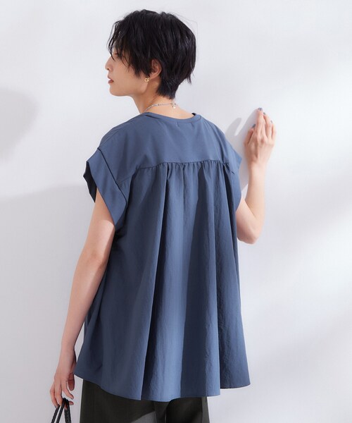 OPAQUE.CLIP(オペークドットクリップ)の「【接触冷感】バックフレアドッキングカットソー《洗濯機OK》(Tシャツ/カットソー・レディース・ホワイト/ブラック/ブルー系その他/ブラウン系・42/40/38)」の15枚目の写真