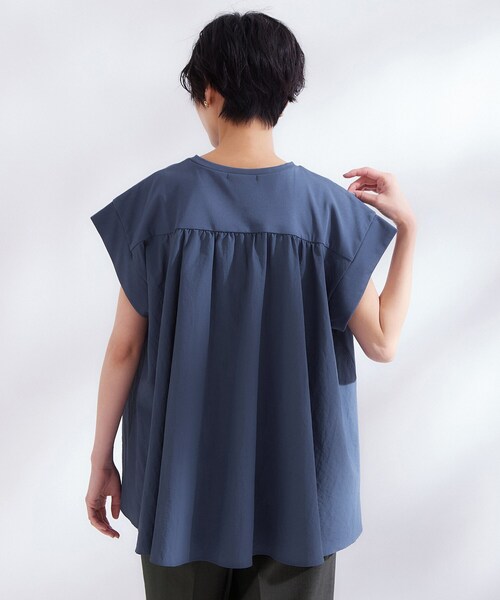 OPAQUE.CLIP(オペークドットクリップ)の「【接触冷感】バックフレアドッキングカットソー《洗濯機OK》(Tシャツ/カットソー・レディース・ホワイト/ブラック/ブルー系その他/ブラウン系・42/40/38)」の21枚目の写真