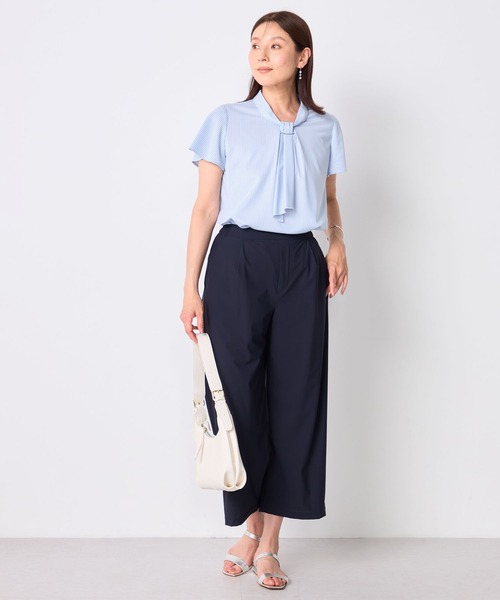 GALLORIA(ギャローリア)の「【吸汗速乾・接触冷感】パーツ付きボウタイブラウス(シャツ/ブラウス・レディース・ブルー/ベージュ/ネイビー・M/LL/L/S)」の15枚目の写真