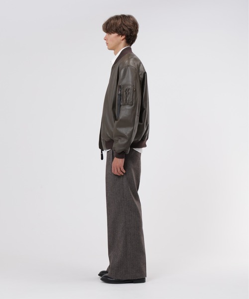Alpha Industries(アルファインダストリーズ)の「Alpha Industries/アルファインダストリーズ/LEATHER MA-1 HERITAGE FIT FLIGHT JACKET/レザーMA-1 ヘリテージフィット フライトジャケット(MA-1・メンズ・ブラック/ブラウン・S/M/L/2XL/XL)」の13枚目の写真