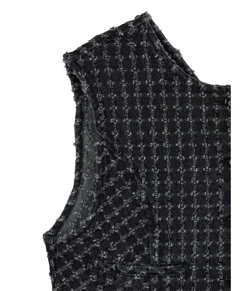 Ameri(アメリ)の「CHECK PROCESSING DENIM VEST(ベスト・レディース・ブラック/ブルー・FREE)」の4枚目の写真