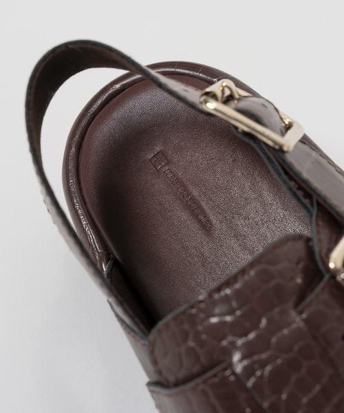MAISON SPECIAL(メゾンスペシャル)の「Volume Sole Slingback Mules/ボリュームソールスリングバックミュール(その他シューズ・レディース・ホワイト/ダークブラウン・37/38/36)」の8枚目の写真