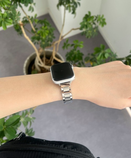LOWRYS FARM（ローリーズファーム）の「【ステンレス】AppleWatch デザインメタルバンド 1051689/GOODS（デジタル腕時計・レディース・シルバー・FREE）」の3枚目の写真