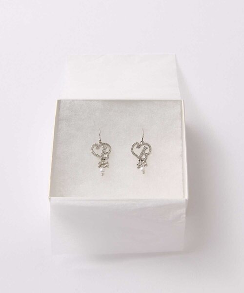 OLIVE des OLIVE(オリーブデオリーブ)の「【Belle Charme】Crystal Logo Pierce(ピアス(両耳用)・レディース・シルバー・FREE)」の5枚目の写真