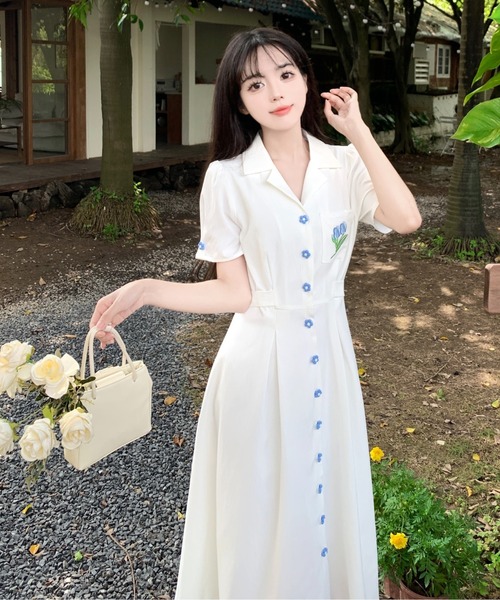 FAVORITO(ファヴォリート)の「刺繍シャツワンピース(シャツワンピース・レディース・ホワイト・F)」の3枚目の写真