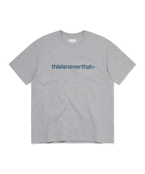 thisisneverthat(ディスイズネバーザット)の「T-Logo Tee(Tシャツ/カットソー・メンズ・ホワイト系その他2/ブルーグレー/レッド/カモフラージュ/グレー系その他2・XL/S/M/L)」の4枚目の写真