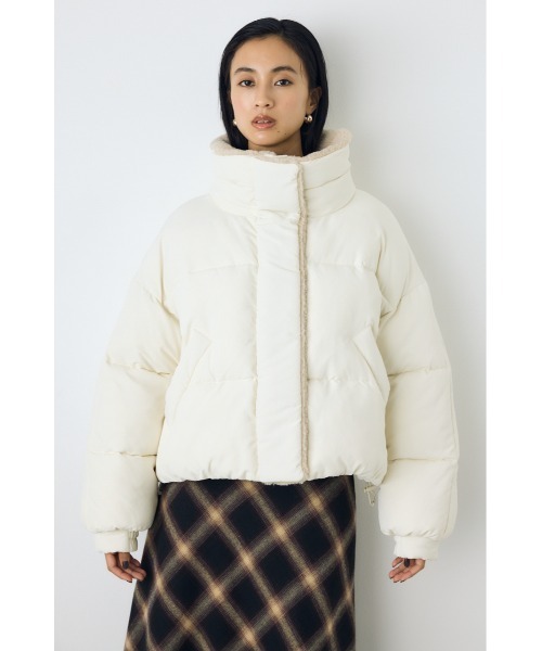 AZUL by moussy(アズールバイマウジー)の「【ボリュームたっぷり♪】ボアスタンドカラー中綿コート 秋服 冬服 スタンドネック ハイネック 防寒 暖かい(ブルゾン・レディース・ブラック/ブラウン/アイボリー・MEDIUM/SMALL)」の5枚目の写真