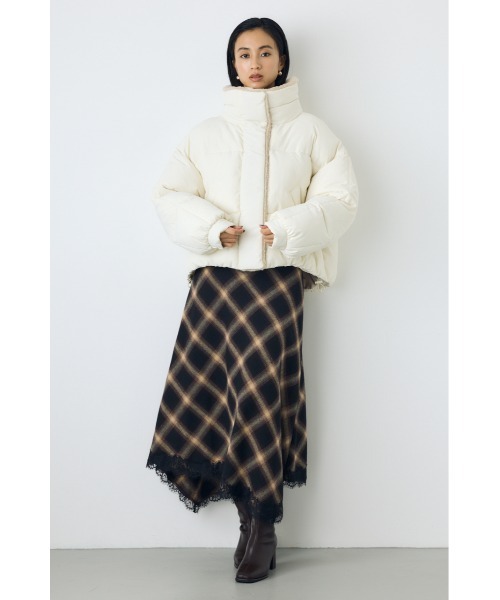 AZUL by moussy(アズールバイマウジー)の「【ボリュームたっぷり♪】ボアスタンドカラー中綿コート 秋服 冬服 スタンドネック ハイネック 防寒 暖かい(ブルゾン・レディース・ブラック/ブラウン/アイボリー・MEDIUM/SMALL)」の10枚目の写真