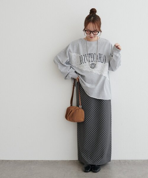 DISCOAT（ディスコート）の「【WEB限定】レースコンビ裏毛ロゴスウェット（Tシャツ/カットソー・レディース・チャコールグレー/ライトグレー/ベージュ・FREE）」の12枚目の写真