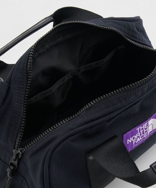THE NORTH FACE PURPLE LABEL(ザ ノースフェイス パープルレーベル)の「【THE NORTH FACE PURPLE LABEL/ザ・ノース・フェイス パープルレーベル】Field Demi Duffle Bag/フィールド デミ ダッフルバッグ//通勤/軽量/2WAY/サブバック/手持ち/肩掛け(ショルダーバッグ・レディース・ブラウン/ブラック/ライトグレー・FREE)」の12枚目の写真
