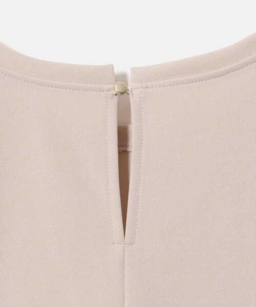 A DAY IN THE LIFE UNITED ARROWS(アデイインザライフユナイテッドアローズ)の「ジョーゼット クルーネック プルオーバー <A DAY IN THE LIFE>(Tシャツ/カットソー・レディース・ナチュラル/ブラック/オフホワイト・FREE)」の15枚目の写真