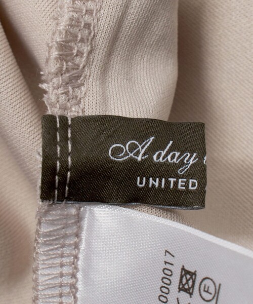 A DAY IN THE LIFE UNITED ARROWS(アデイインザライフユナイテッドアローズ)の「ジョーゼット クルーネック プルオーバー <A DAY IN THE LIFE>(Tシャツ/カットソー・レディース・ナチュラル/ブラック/オフホワイト・FREE)」の21枚目の写真