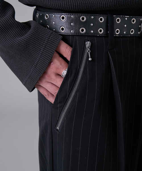 EVOLVERA（エボルヴェラー）の「Zip-Design Baggy Slacks / ジップデザインバギースラックス（スラックス・メンズ・ブラック/ネイビー系1・M/L）」の15枚目の写真