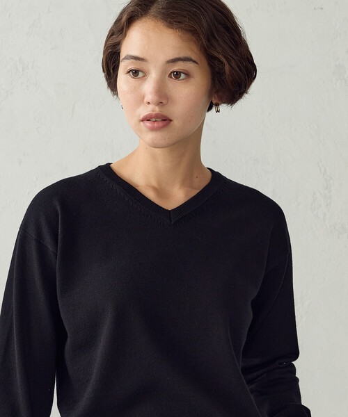COMME CA ISM(コムサイズム)の「【マシンウォッシャブル】ベーシックニット Vネックニット(ニット/セーター・レディース・ネイビー/ブラック/レッド/ホワイト・L/M)」の18枚目の写真