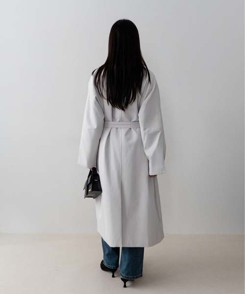 on:nue(オンニュ)の「【on:nue】ウエストベルト2WAYスタンドカラーコート/26-27 AW COLLECTION(トレンチコート・レディース・チャコールグレー/アイボリー/ブラック・FREE)」の8枚目の写真