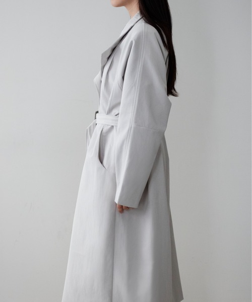 on:nue(オンニュ)の「【on:nue】ウエストベルト2WAYスタンドカラーコート/26-27 AW COLLECTION(トレンチコート・レディース・チャコールグレー/アイボリー/ブラック・FREE)」の9枚目の写真