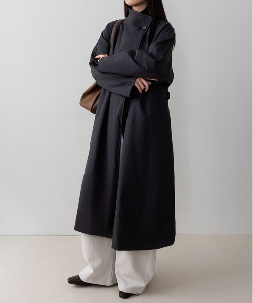 on:nue(オンニュ)の「【on:nue】ウエストベルト2WAYスタンドカラーコート/26-27 AW COLLECTION(トレンチコート・レディース・チャコールグレー/アイボリー/ブラック・FREE)」の20枚目の写真