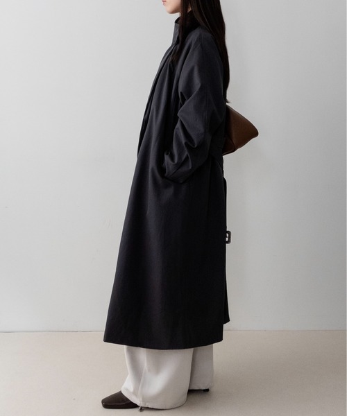on:nue(オンニュ)の「【on:nue】ウエストベルト2WAYスタンドカラーコート/26-27 AW COLLECTION(トレンチコート・レディース・チャコールグレー/アイボリー/ブラック・FREE)」の22枚目の写真