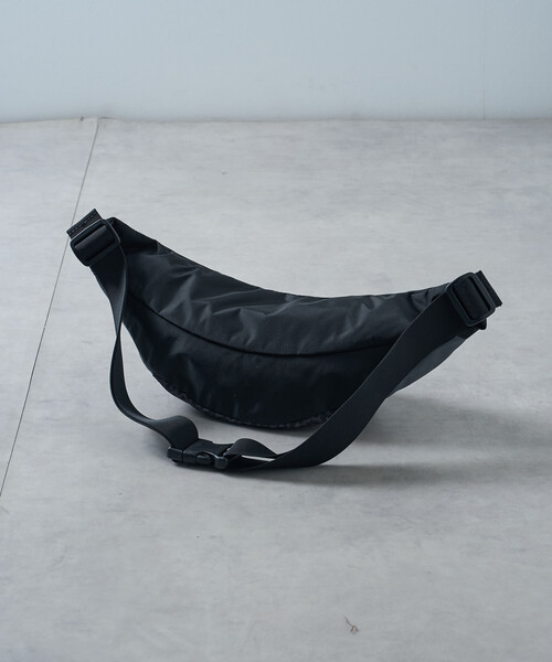 FREAK'S STORE(フリークスストア)の「Drifter × FREAK'S STORE/ドリフター 別注 WAIST PACK/ウエストパック(ショルダーバッグ・レディース・レオパード/ブラウン/バーガンディー・ONE SIZE)」の9枚目の写真