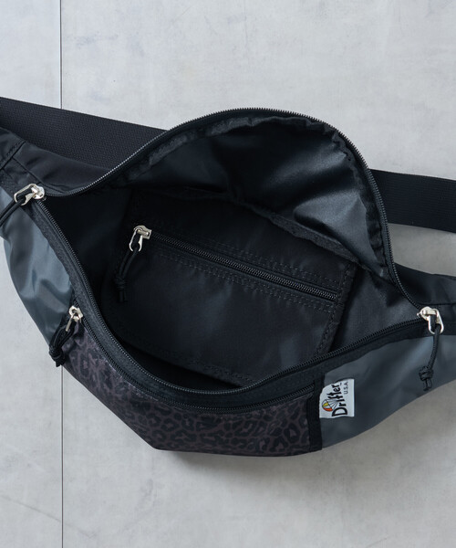 FREAK'S STORE(フリークスストア)の「Drifter × FREAK'S STORE/ドリフター 別注 WAIST PACK/ウエストパック(ショルダーバッグ・レディース・レオパード/ブラウン/バーガンディー・ONE SIZE)」の15枚目の写真