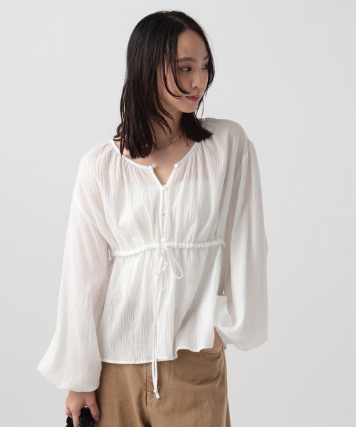 BAYFLOW（ベイフロー）の「[WEB限定]楊柳シアーボリュームブラウス（シャツ/ブラウス・レディース・ピンク/オフホワイト/ライトグリーン・FREE）」の2枚目の写真