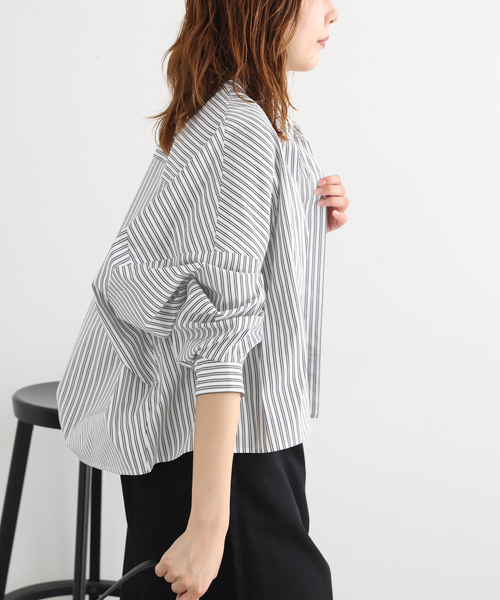 journal standard L'essage(ジャーナルスタンダードレサージュ)の「CANGIOLIワイドシャツ(シャツ/ブラウス・レディース・ホワイト系その他/サックスブルー/ライトグレー・FREE)」の8枚目の写真