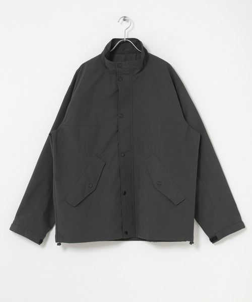 ITEMS URBANRESEARCH(アイテムズ アーバンリサーチ)の「『防風/撥水』ナイロンスタンドネックミリタリーブルゾン(ブルゾン・メンズ・ブラック/カーキ/グレー系その他・MEDIUM/LARGE)」の10枚目の写真