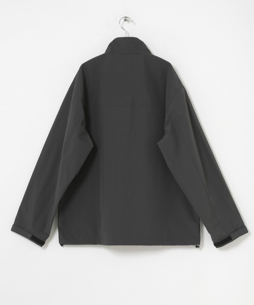 ITEMS URBANRESEARCH(アイテムズ アーバンリサーチ)の「『防風/撥水』ナイロンスタンドネックミリタリーブルゾン(ブルゾン・メンズ・ブラック/カーキ/グレー系その他・MEDIUM/LARGE)」の17枚目の写真