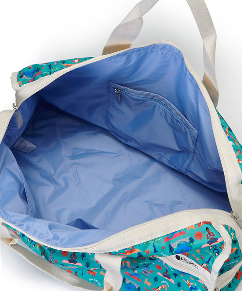 LeSportsac(レスポートサック)の「DELUXE LG WEEKENDER レッツドゥーヨガ(ボストンバッグ・レディース・グリーン・FREE)」の10枚目の写真
