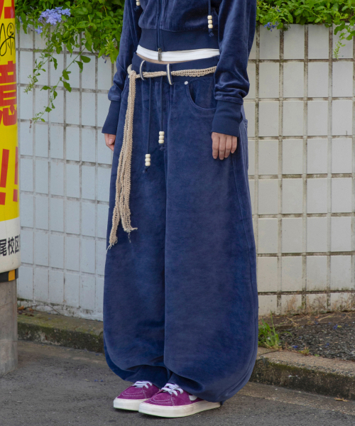 RuNaKi'Hu'（ルナキフ）の「WXP076 ホワリ VELUA バルーンパンツ（ネイビー）（スウェットパンツ・レディース・その他・1/2）」の3枚目の写真