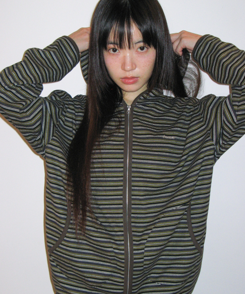 AMESWORLDWIDE(アメスワールドワイド)の「ストライプソフトフーディ ジップアップ カーキ(パーカー・レディース・その他・SMALL/MEDIUM)」の4枚目の写真