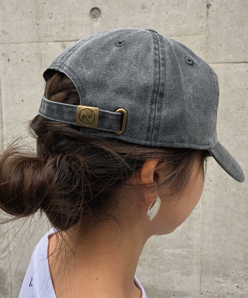 newhattan(ニューハッタン)の「【newhattan】ニューハッタンキャップ(キャップ・レディース・ライトイエロー/ホワイト/ライム/ベージュ/ブラック/カーキ/ライトブルー/ベビーピンク/グレー/ネイビー/ワインレッド/モスグリーン/キャメル/ブルー/スミクロ/ライトグレー/グリーン/バーガンディー/サンドベージュ/レッド/オレンジ/チャコールグレー/ブルーパープル/オリーブ/ブルー系その他/ワンウォッシュ/ロイヤルブルー・フリー)」の4枚目の写真