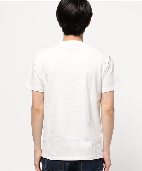 ikka(イッカ)の「ウインドペンプリント クルーネックTシャツ(Tシャツ/カットソー・メンズ・ホワイト/ネイビー/ライトグレー・LARGE/MEDIUM/X-LARGE)」の5枚目の写真