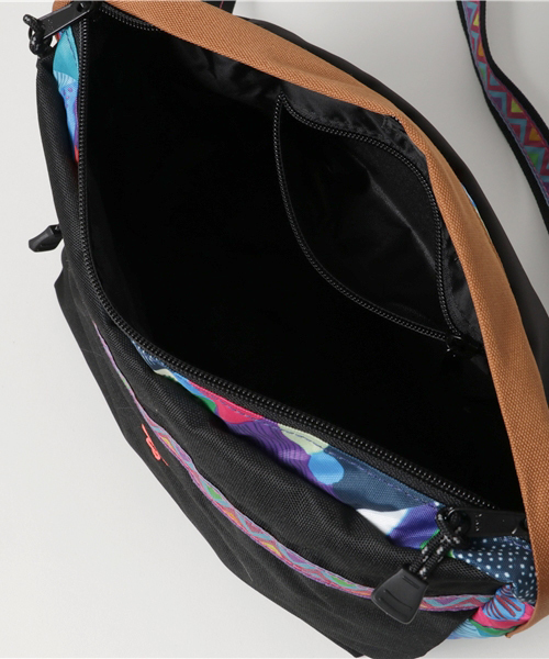 ALDIES（アールディーズ）の「Please Shoulder Bag（ショルダーバッグ・メンズ・ブラック/オリーブ/ネイビー/パープル/オレンジ・FREE）」の7枚目の写真