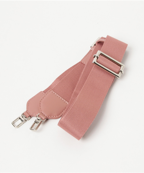 CHARLES & KEITH(チャールズ & キース)の「サーキュラーディテールスリングバッグ / CIRCULAR DETAIL SLING BAG(メッセンジャーバッグ・レディース・ネイビー/ピンク・S)」の9枚目の写真