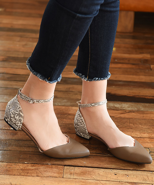 Luz Llena（ラズレナ）の「[made in JAPAN]パイソン柄コンビポインテッドトゥセパレートパンプス（パンプス・レディース・グリーン/ダークベージュ/ブラック・24.0cm/23.0cm/23.5cm/22.5cm/24.5cm）」の2枚目の写真