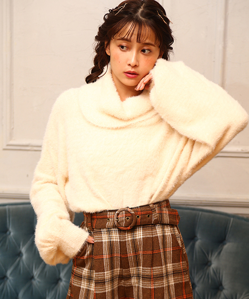 one after another NICE CLAUP(ワンアフターアナザーナイスクラップ)の「フェザーオフタートルニット(ニット/セーター・レディース・ブラック/ベージュ/アイボリー/ピンク系その他・FREE)」の13枚目の写真