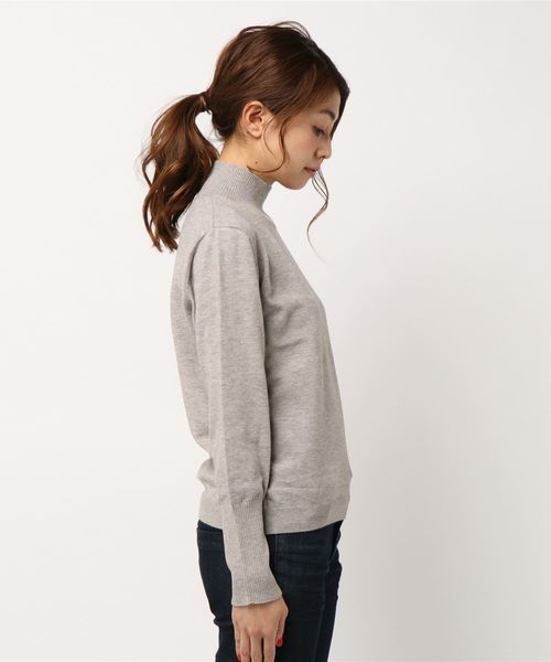 RIVE DROITE（リヴドロワ）の「ロングリブスリーブハイネックニット（ニット/セーター・レディース・ライトグレー/ネイビー/ピンク/ミント/ライトベージュ・FREE）」の6枚目の写真